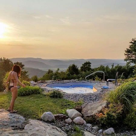 Eco Spa Highland Grenville-Sur-La-Rouge Eksteriør bilde