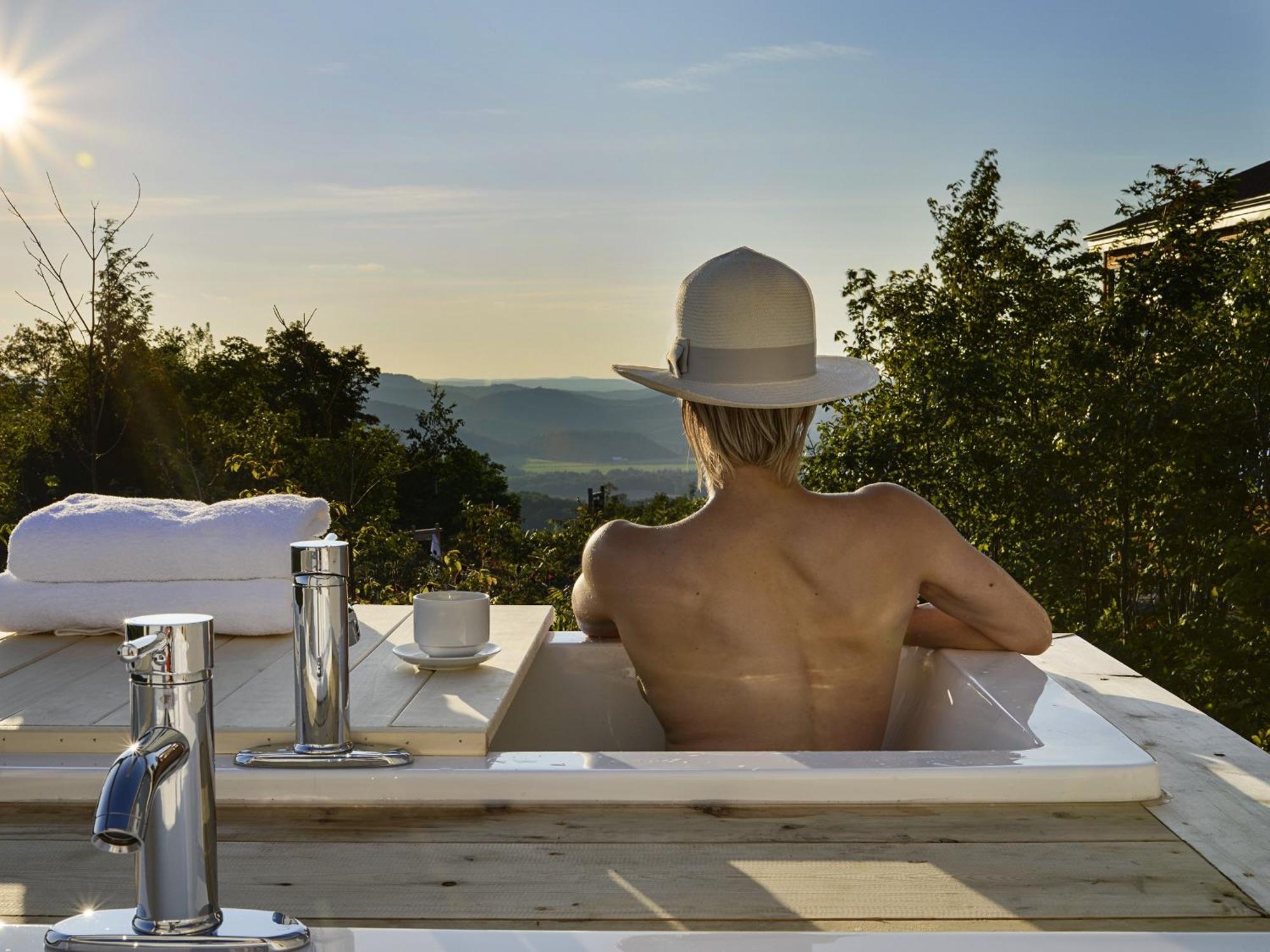 Eco Spa Highland Grenville-Sur-La-Rouge Eksteriør bilde
