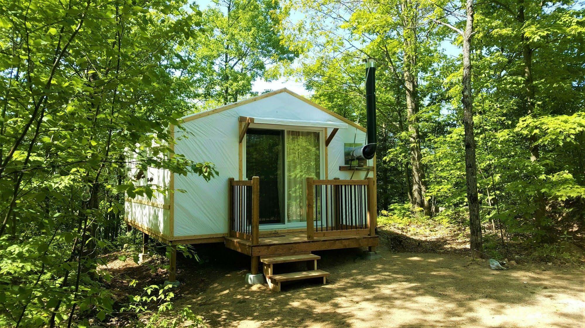 Eco Spa Highland Grenville-Sur-La-Rouge Eksteriør bilde